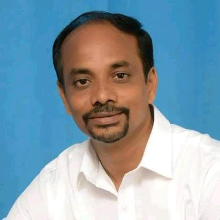 पालकमंत्र्यांकडून कामचुकार कर्मचाऱ्यांवर प्रशासकीय कठोर कारवाईची अपेक्षा