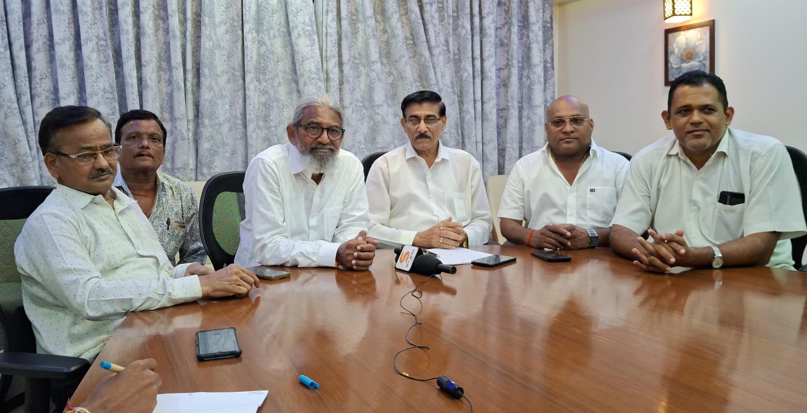 ओबीसी साठी उत्पन्नाची अट शिथिल