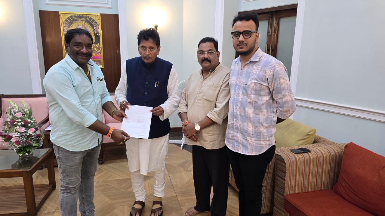 शाळांची वेळ पूर्वीप्रमाणे करावी