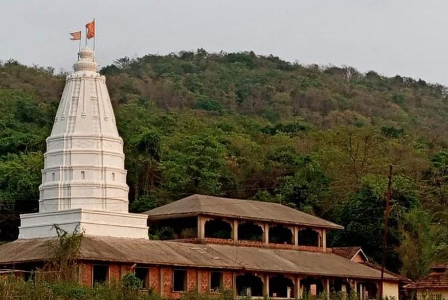भडगाव बुद्रुक श्री देव गिरोबा मंदिरात नवरात्रोत्सवाच्या निमित्ताने विविध कार्यक्रमांच आयोजन