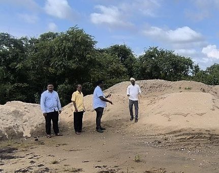 ५३५ ब्रास अनधिकृत वाळू साठा जप्त