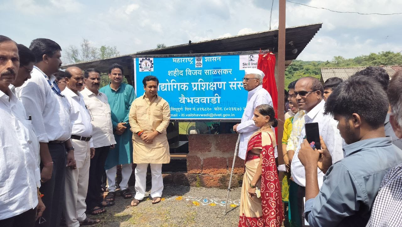 शहीद विजय साळसकर यांचे कार्य देशाला अभिमानास्पद - आ. नितेश राणे