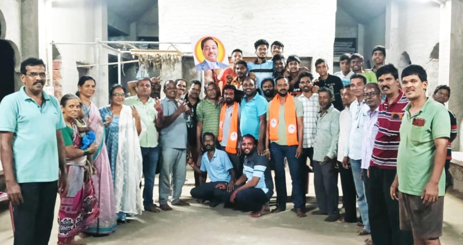 सुकळवाड ; निलेश राणे आमदार पदी विजयी झाल्याबद्दल पाताडेवाडी भवानी मंदिर येथे ढोल ताशाच्या गजरात जल्लोष