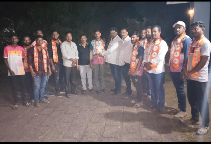 आचरा पारवाडी येथे उबाठा गटाला धक्का