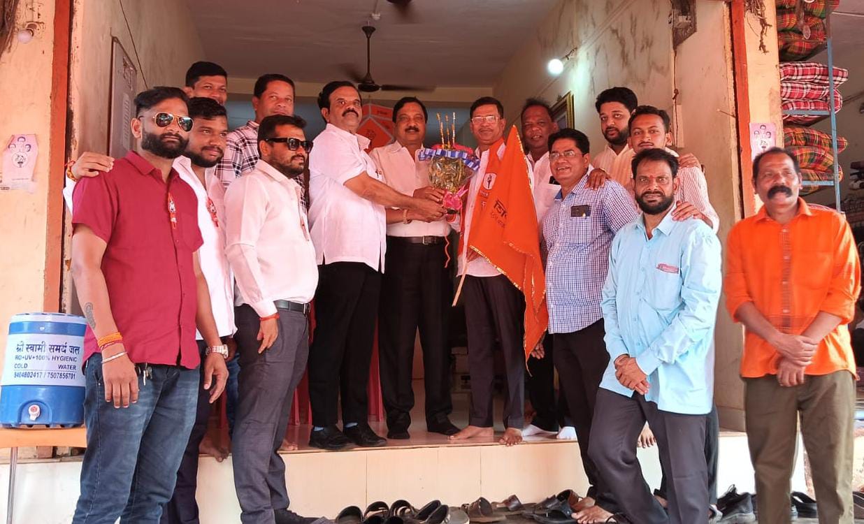 राष्ट्रवादी अजित पवार गटाला शिवसेनेचा (उबाठा) धक्का