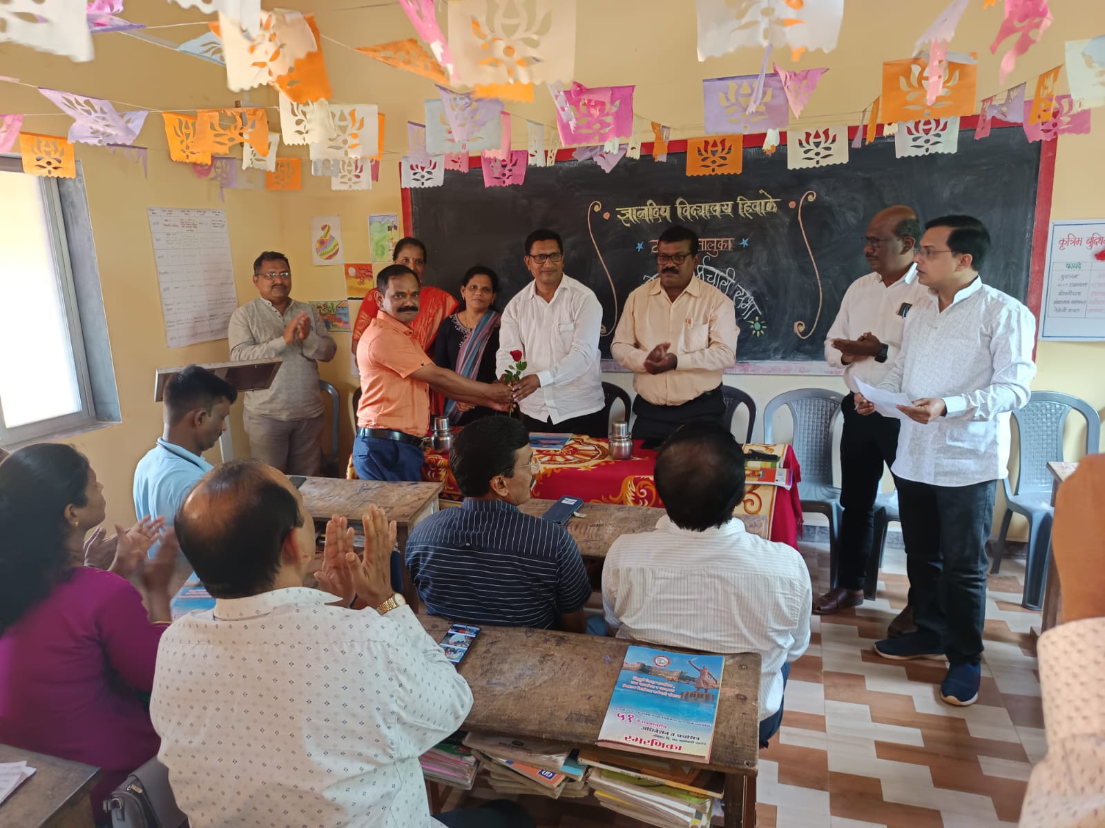 मालवण तालुका शिक्षकेतर कर्मचारी संघटना अध्यक्षपदी कैलास घाडीगावकर यांची बिनविरोध निवड