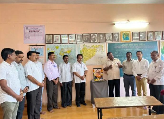 लक्ष्मीबाई सिताराम हळबे महाविद्यालयामध्ये डॉ. बाबासाहेब आंबेडकर यांना आदरांजली