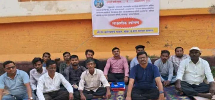 सावंतवाडीत कलेश्वर देवस्थान उपसमितीच्या कारभारविरोधात नेरूर ग्रामस्थांचे उपोषण.