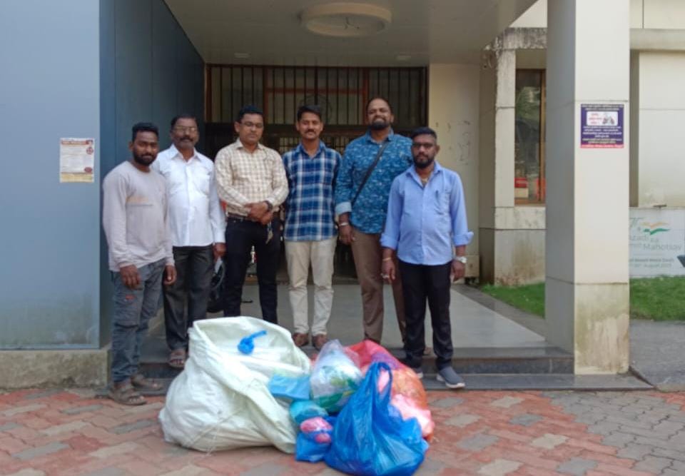 मालवण नगरपरिषदे कडून शहरात प्लॅस्टिक जप्तीची कारवाई