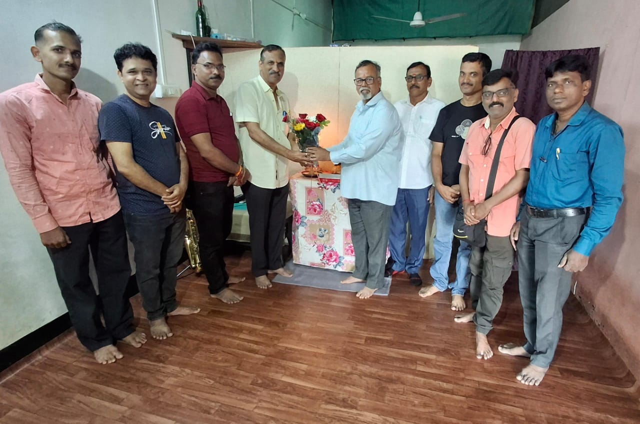 भाई तेरसे यांच्या संगीत वाद्य क्लासचे उदघाटन