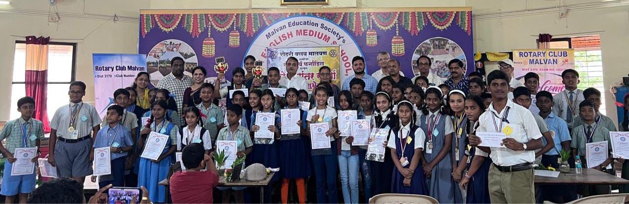 तालुकास्तरीय पाढे पाठांतर स्पर्धेत लावण्य गोसावी व सानिका ठाकूर प्रथम