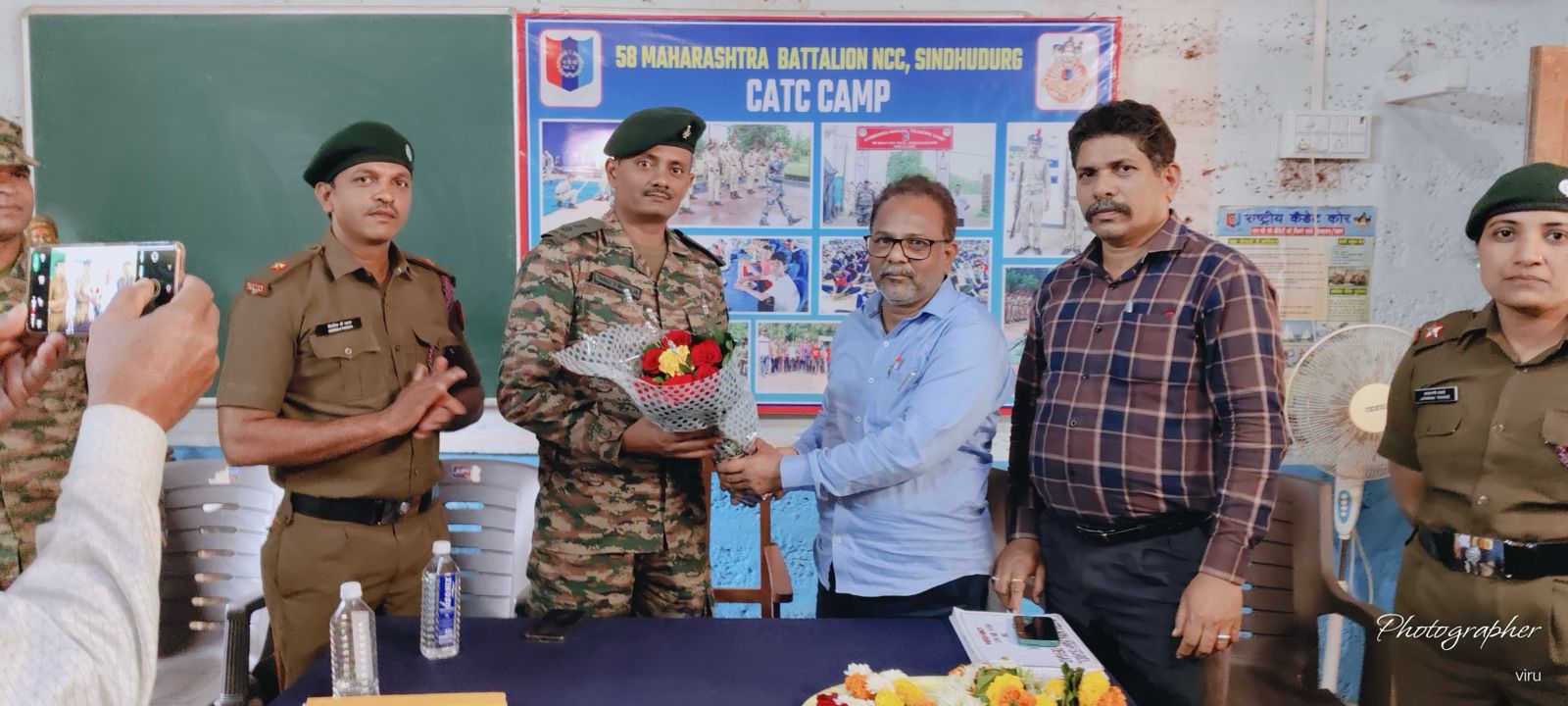 शिरगाव हायस्कूलच्या एनसीसी विभागाला लेफ्टनंट कर्नल तनुज दीपक राव मंडीक यांची भेट