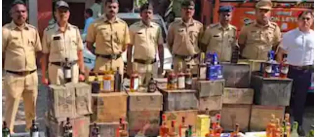 गोवा बनावटीची 1 कोटीहून अधिक रुपयांची दारू जप्त