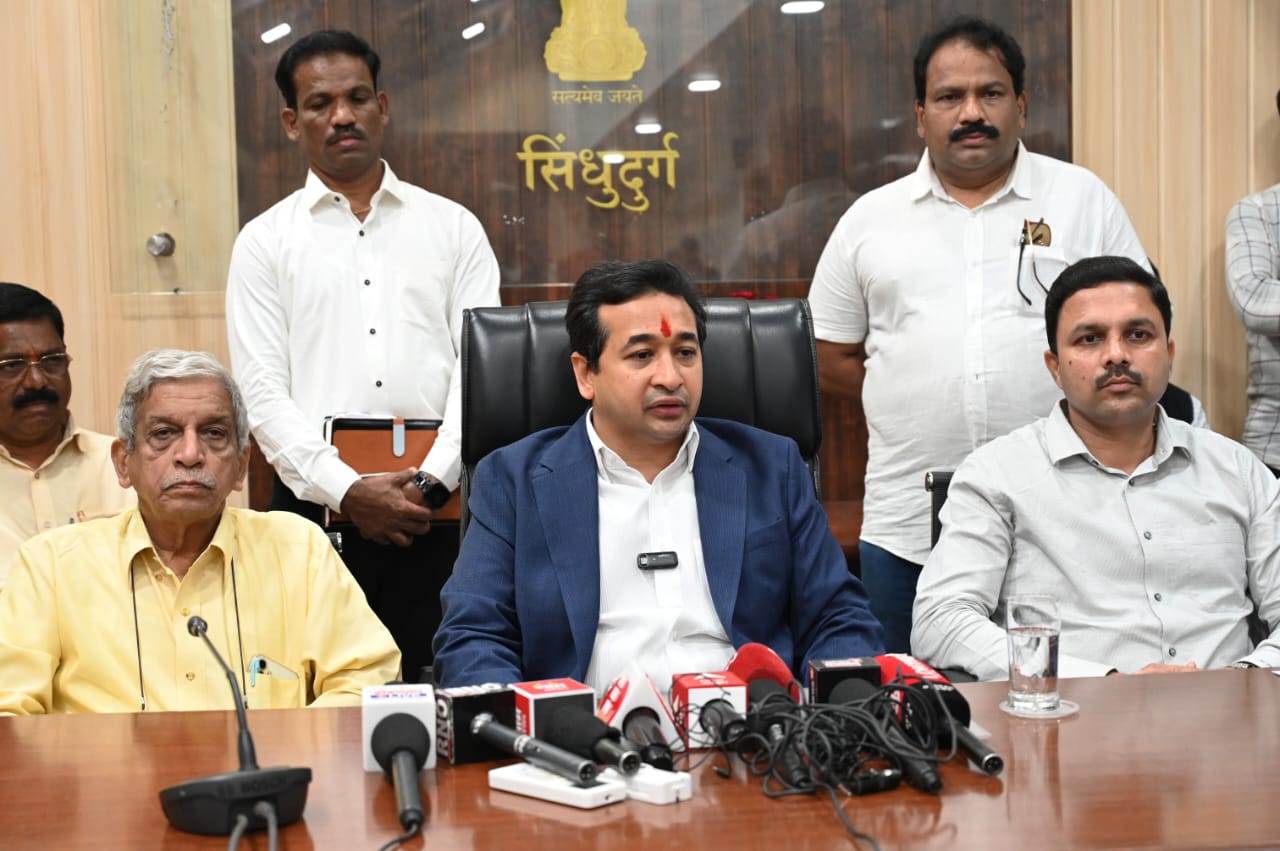 सिंधुदुर्ग जिल्ह्याच्या सर्वांगीण विकासासाठी कटिबध्द