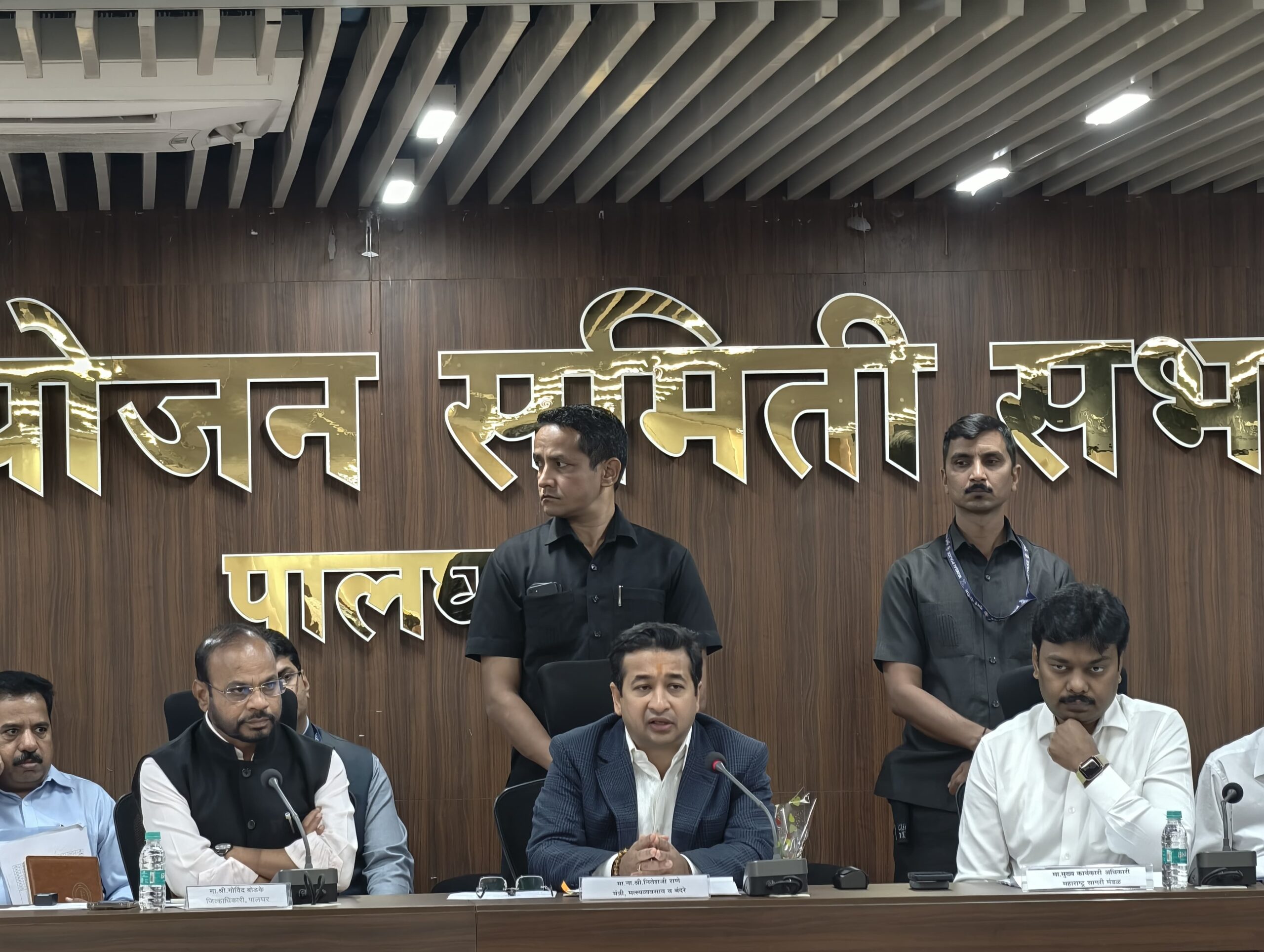 देशाच्या आणि महाराष्ट्राच्या आर्थिक विकासाच्या दृष्टीने वाढवण बंदर महत्वाकांक्षी प्रकल्प!