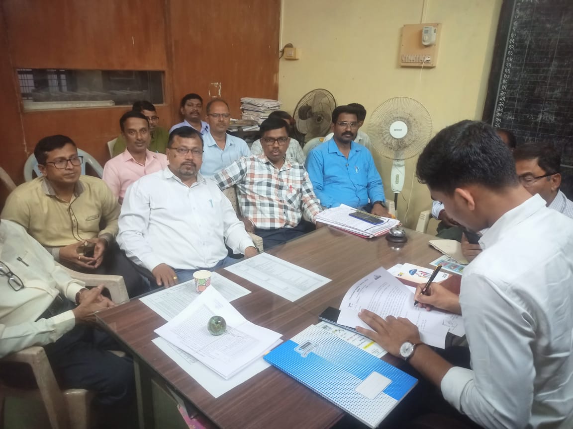 प्राथमिक शिक्षकांचे प्रलंबित प्रश्न सोडवणूकीसाठी कटिबध्द !