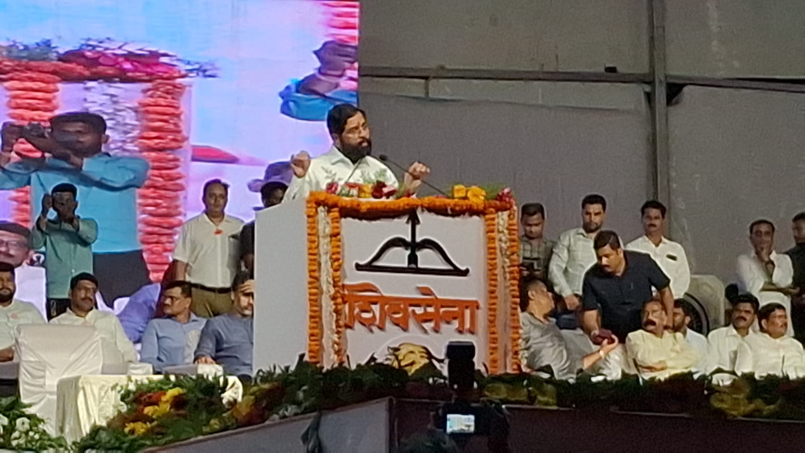 कोकणवासीयांच्या अपार प्रेमासमोर मी नतमस्तक - एकनाथ शिंदे