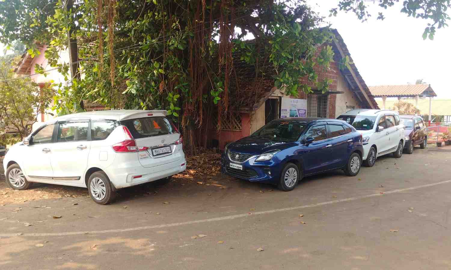 जुगाराच्या पटावर पोलिसांची धाड…