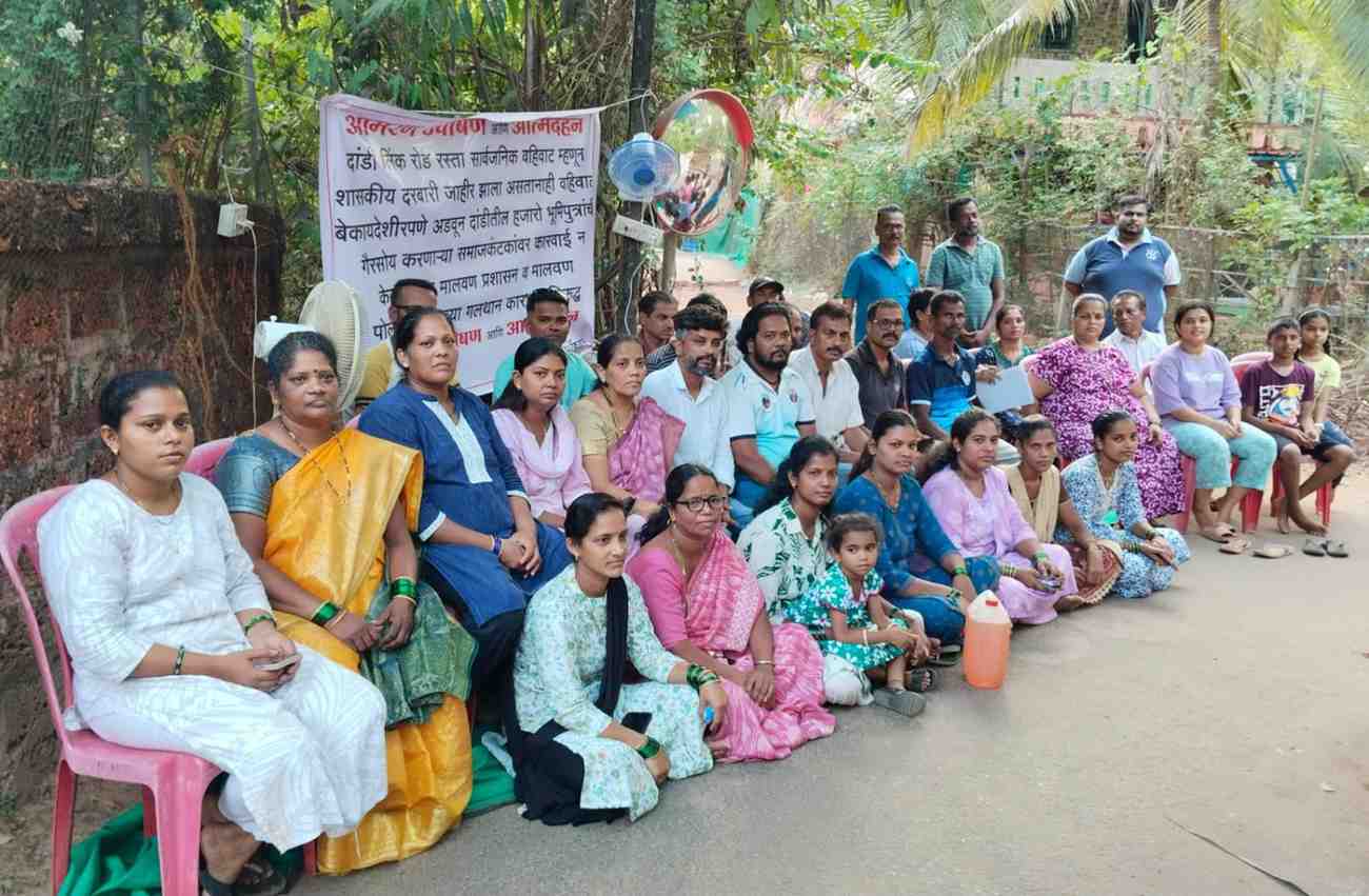 आत्मदहनाचा इशारा देत पेट्रोल कॅन घेऊन आंदोलन…