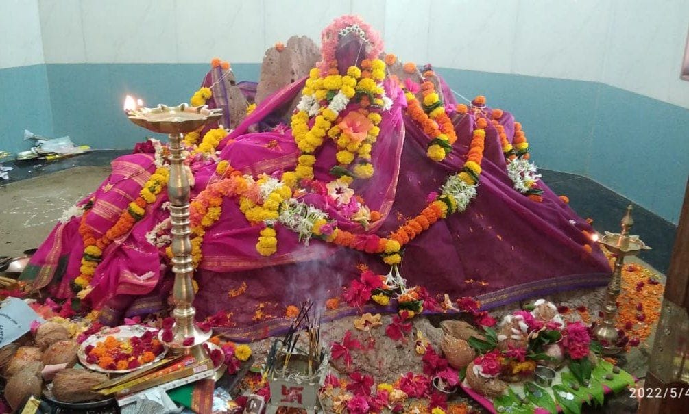 परुळे येथे श्री देवी सातेरी देवस्थानचा ८ वा वर्धापन दिन