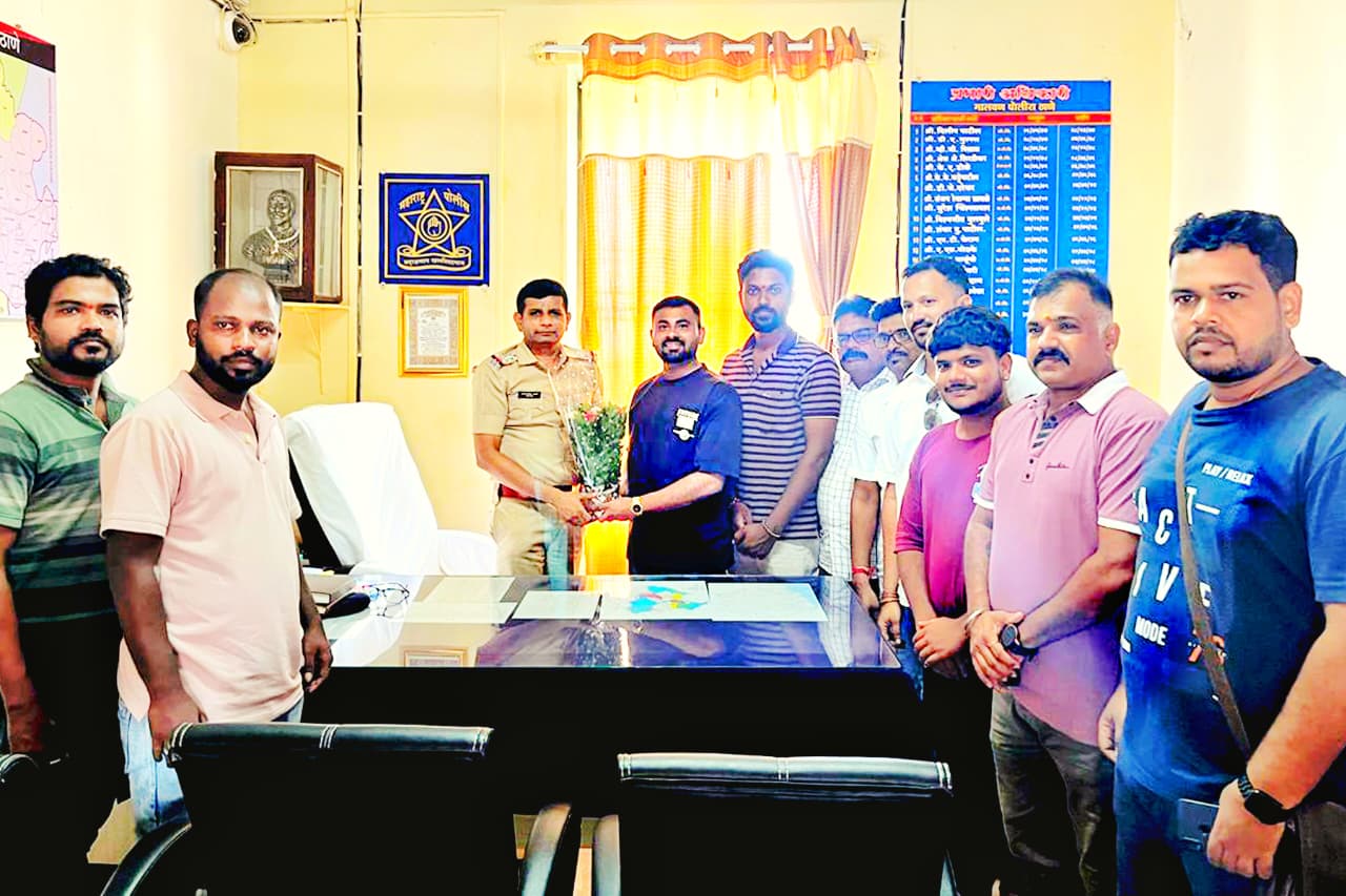 बजरंग दल पदाधिकाऱ्यांनी घेतली मालवण पोलीस निरीक्षकांची भेट