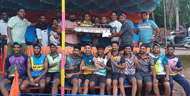 साई स्पोर्ट्स कट्टा (वेंगुर्ला) संघ विजेता; महापुरुष रेवतळे मालवण उपविजेता