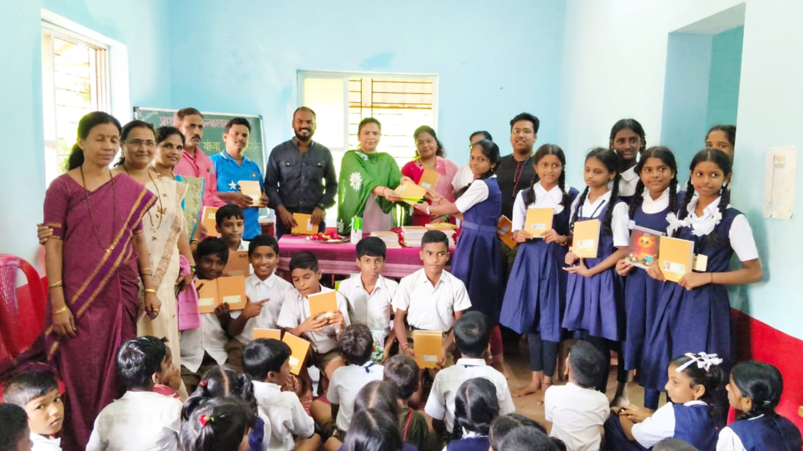 सौ. शिल्पा यतीन खोत यांचे सामाजिक दातृत्व