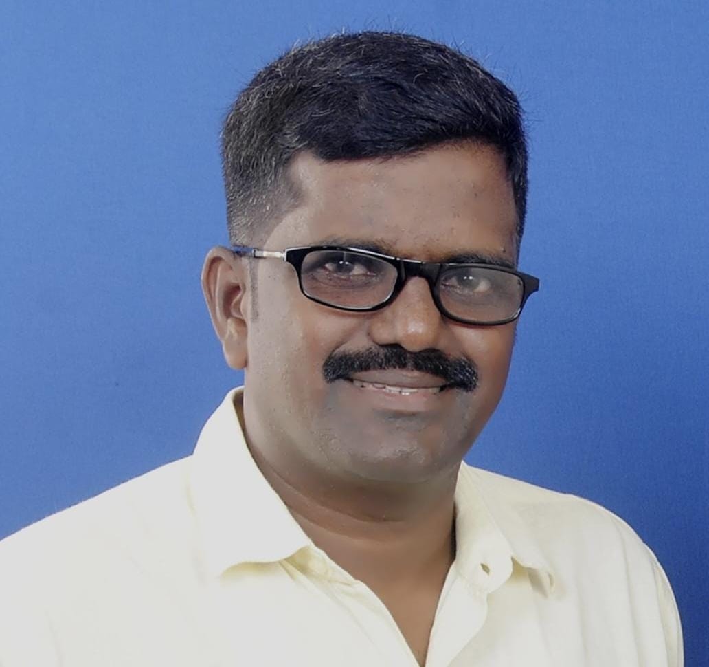 आप्पा लुडबे यांची वायरी भागात नवीन ट्रान्सफॉर्मर बसविण्याची महावितरणकडे मागणी…