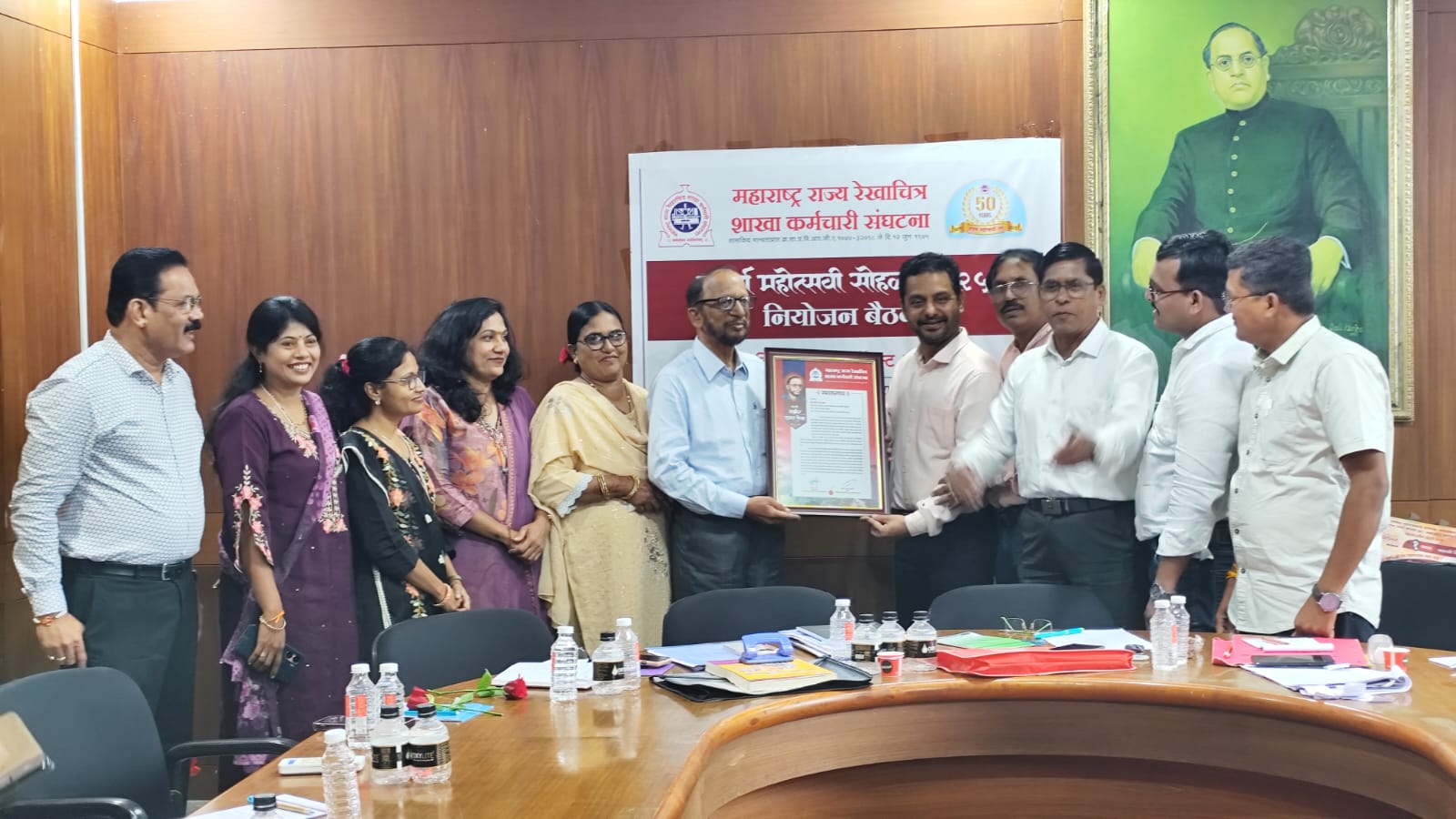 महाराष्ट्र राज्य रेखाचित्र शाखा कर्मचारी संघटनेचे मार्गदर्शक तथा कोकण विभाग सचिव नझीर शेख यांचा सन्मान