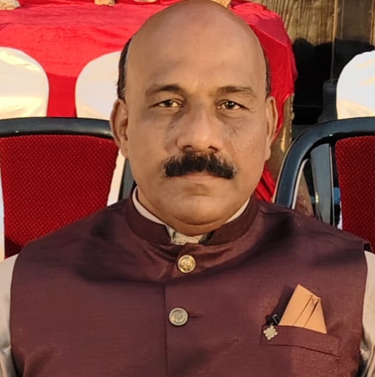 आमदार निलेश राणे यांच्या वादळ गतीच्या कामांची धास्ती वैभव नाईक यांनी घेतली