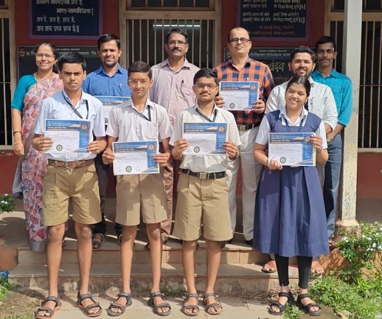 टोपीवाला हायस्कूलचे महाराष्ट्र प्रज्ञाशोध परीक्षेत नेत्रदीपक यश !