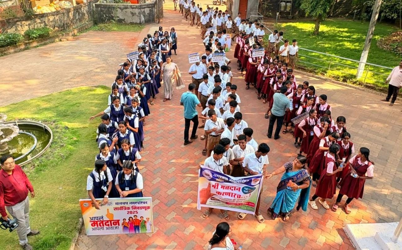 मालवणात नगरपालिकेतर्फे मतदान जनजागृती रॅली