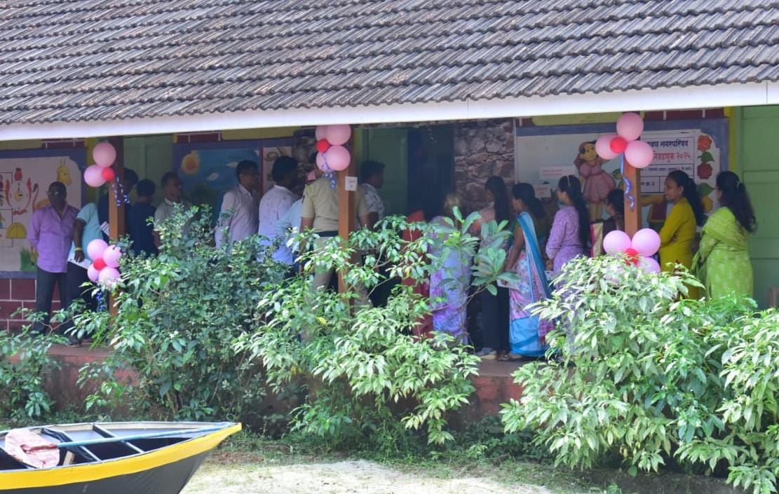 दुपारी 1:30 वाजेपर्यंत मतदान टक्केवारी | कणकवली, मालवण सर्वाधिक मतदान