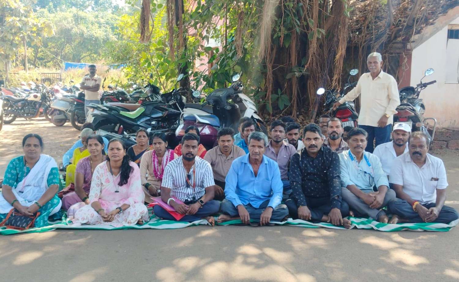 चिरेखाण मजुरांच्या अस्वच्छतेमुळे पाण्याचा स्रोत दूषित