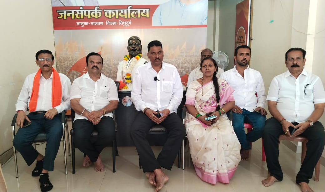 अकलेचे तारे तोडणे हेच वैभव नाईकांचे काम!