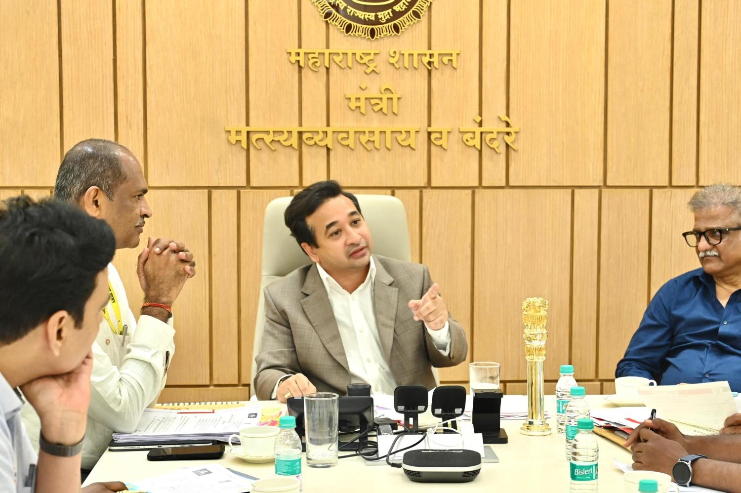 मच्छीमारांना सक्षम आणि स्वावलंबी बनविण्यासाठी शासन प्रयत्नशील