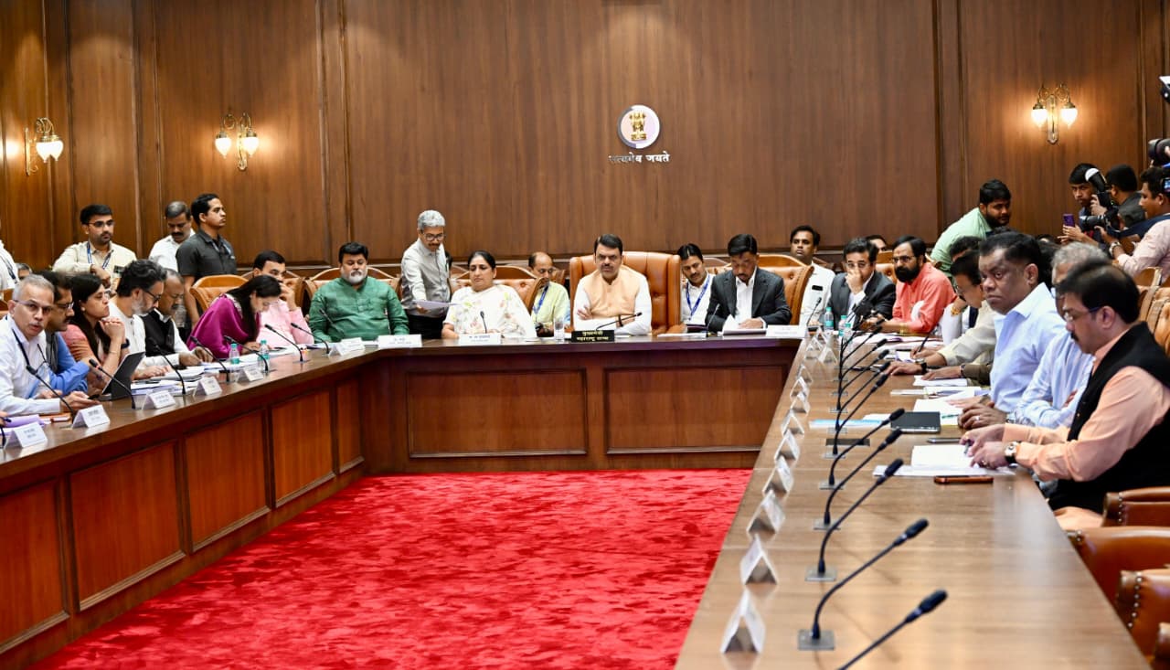 सरकारचा मोठा दिलासा | अधिवेशन संपण्यापूर्वीच आंबा-काजू उत्पादक शेतकऱ्यांना नुकसान भरपाई जाहीर करणार!