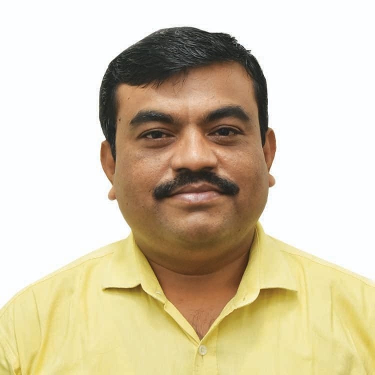 'सोशल मीडिया' वरील संशोधनासाठी माहिती संचालक किशोर गांगुर्डे यांना पीएच.डी.