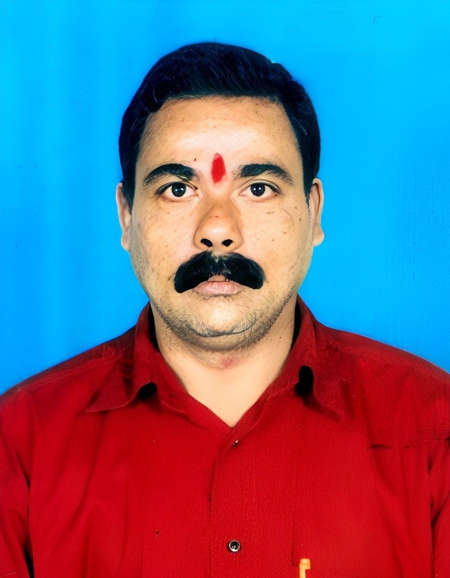 मर्डे ग्रामपंचायत लिपिक महेश उर्फ बंटी खोत यांचे निधन..