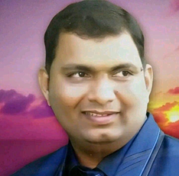 लुटारू ही ओळख असल्यानेच लोकं दारातून घालवून देतात त्यामुळे फडफड सुरु आहे....