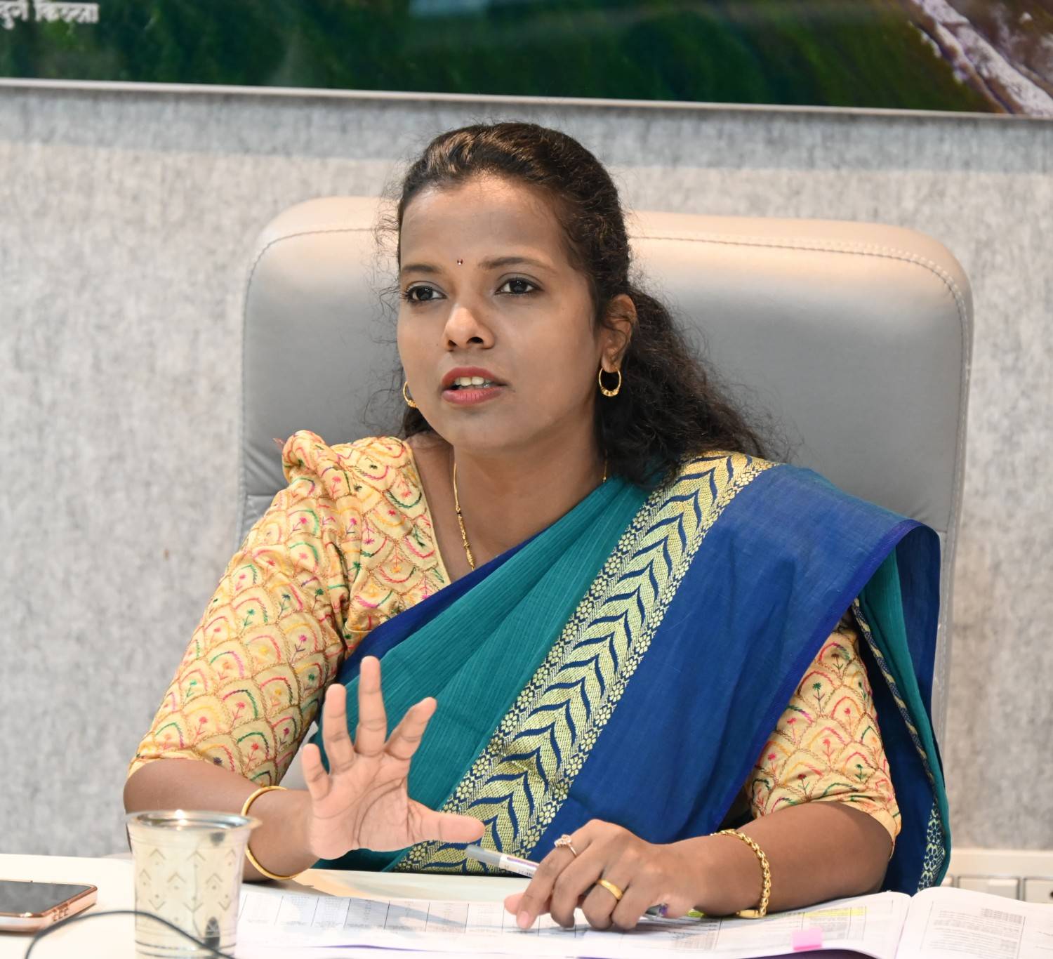 फार्मर आयडीसाठी विशेष मोहीम राबवा : जिल्हाधिकारी तृप्ती धोडमिसे यांचे निर्देश