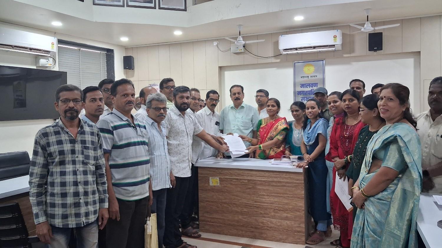 वायरी स्पोर्ट्स कॉम्प्लेक्स संदर्भात जागेच्या सर्व्हेचा ठराव घेऊ..!