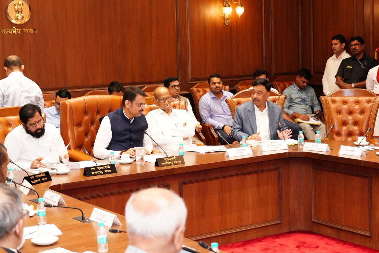 महाराष्ट्र-कर्नाटक सीमाप्रश्न सोडविण्यासाठी सर्वतोपरी लढा सुरूच राहणार...!
