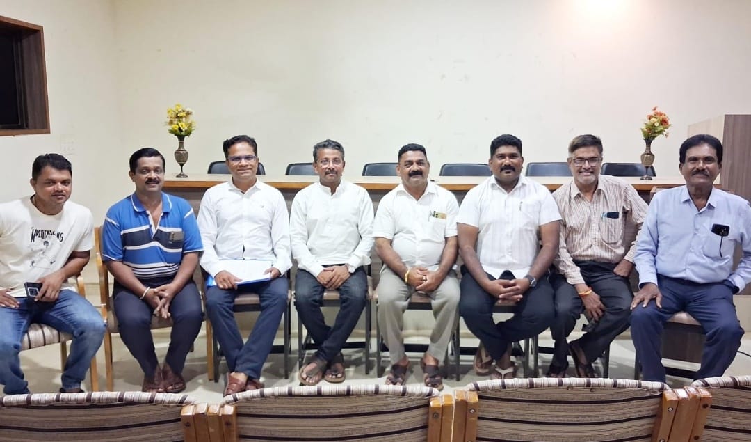 सीआरझेड जनजागृती व न्यायालयीन प्रक्रियेसाठी आमदार निलेश राणेंचे भरीव आर्थिक बळ..