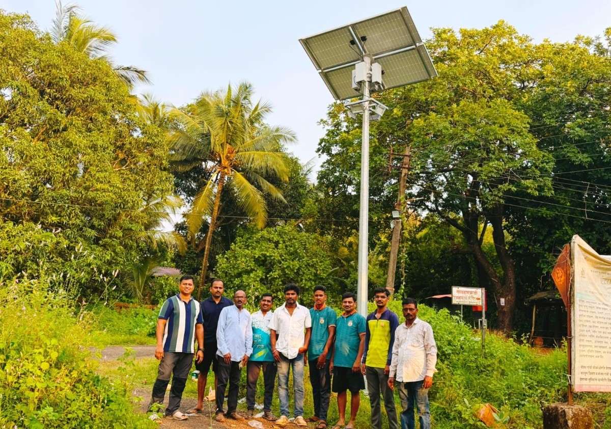 मसुरे गावठणवाडी येथे आमदार निलेश राणे यांच्या माध्यमातून सौर पथदीप